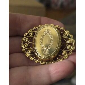 Locket Pin Brooch Gold Plate Engraved Cover on a Filigree Base
